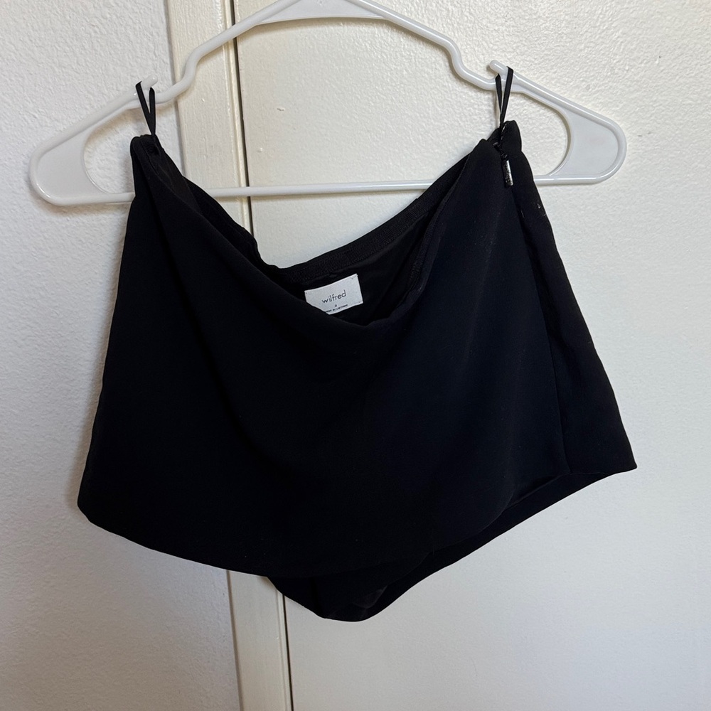 Aritzia Wilfred Jewel Crepette Black Draped Low Rise Skort Skirt